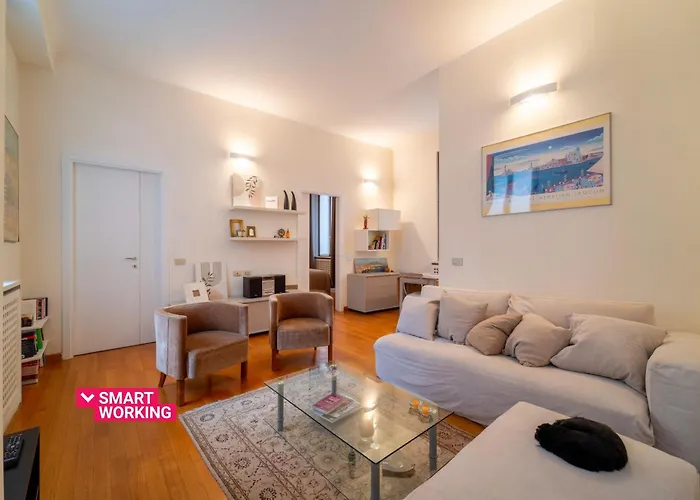 Isola Cozy Apartment By Wonderful Italy
